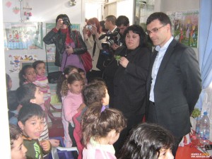 РОМЧЕТА ПЯХА ЗА МИРА НА  "ЧИЧКОТО, КОЙТО ДАВА ПАРИЧКИТЕ"