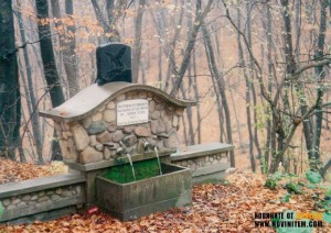 ВОДАТА ОТ 100 МЕСТНИ ЧЕШМИ В ОБЛАСТТА НЕ СТАВА ЗА ПИЕНЕ