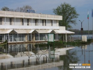 ЗАСЕДАВА КРИЗИСНИЯТ ЩАБ В ЛОМ