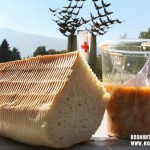БЧК РАЗДАВА ХРАНИ НА БЕДНИ