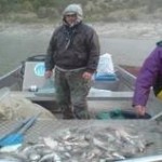 ДАРИХА КОНФИСКУВАНА РИБА НА СТАРИ ХОРА ВЪВ ВЛАДИМИРОВО
