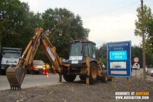 ПЪТЯТ ПРЕЗ ПЕТРОХАН БЕЗ ДУПКИ ОЩЕ ДО КРАЯ НА ГОДИНАТА