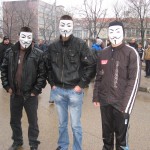 И Анонимните в третия ден на протестите