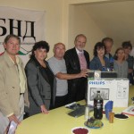 НЕЗРЯЩИ „РАЗГЛЕЖДАТ” КАРТИНИ В ДЕНЯ НА БЕЛИЯ БАСТУН