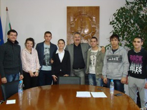 СТИПЕНДИАНТИТЕ НА МОНТАНА ПРЕЗ 2013