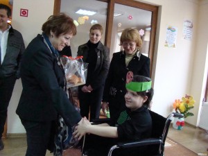 ДЕЦАТА ОТ ДОМ "МЛАДОСТ" СЕ ГОТВЯТ ЗА ВЕЛИКДЕН