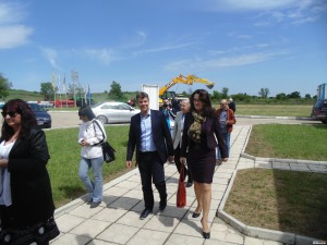 ШВЕЙЦАРЕЦ ОБЕЩАВА НАД СРЕДНАТА ЗАПЛАТА