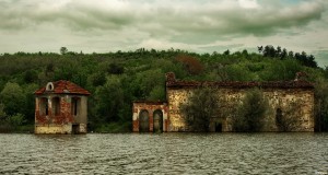 ЖИВОВСКАТА ЦЪРКВА ПАК  ВЪВ ВОДА