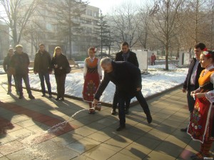 ОТКРИХА ОБНОВЕНАТА СЛЪНЧЕВА ГРАДИНА