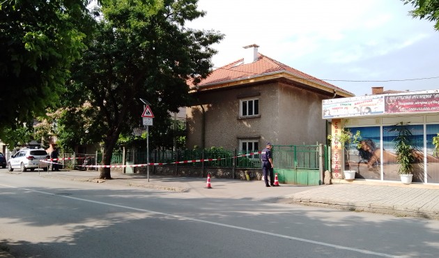 ДЪРЖАВАТА БОРИ КРИЗАТА С 300 МИЛИОНА ЕВРО