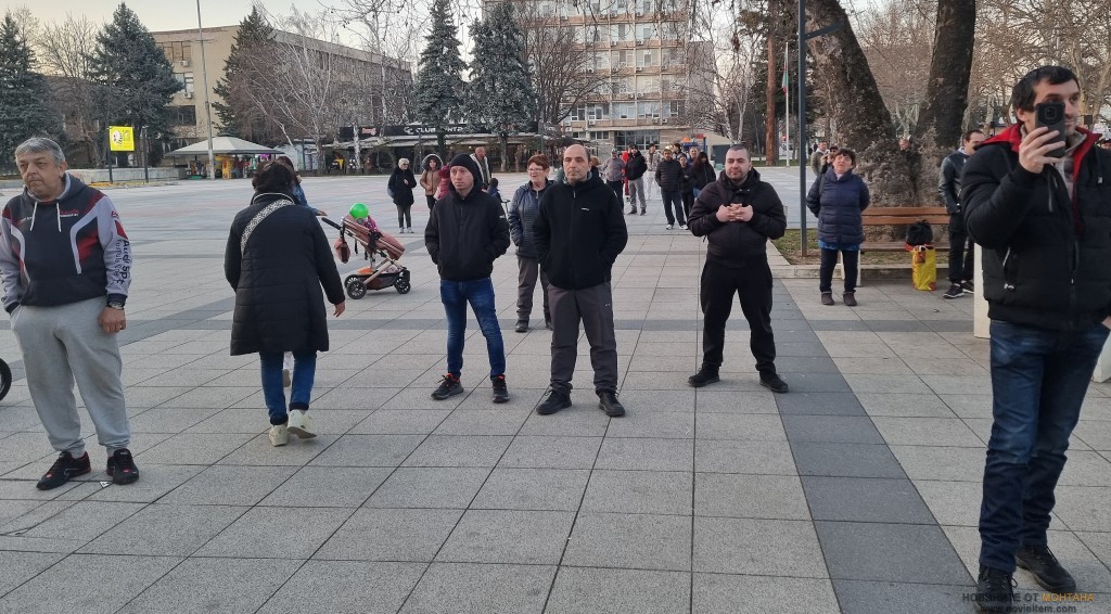 Protest_13-03-2026_003_fe2da1b0-2b53-408f-bcb6-b45b15b9e477