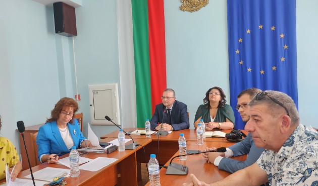 СТОЛИЧЕН АДВОКАТ ЩЕ ОГЛАВИ РИК-МОНТАНА